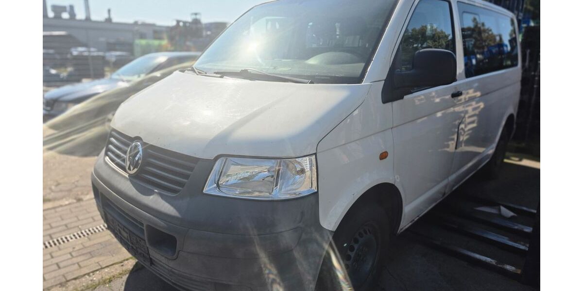 VW T5 Transporter 371.919 km 2.900 &euro; Geesthacht 21502