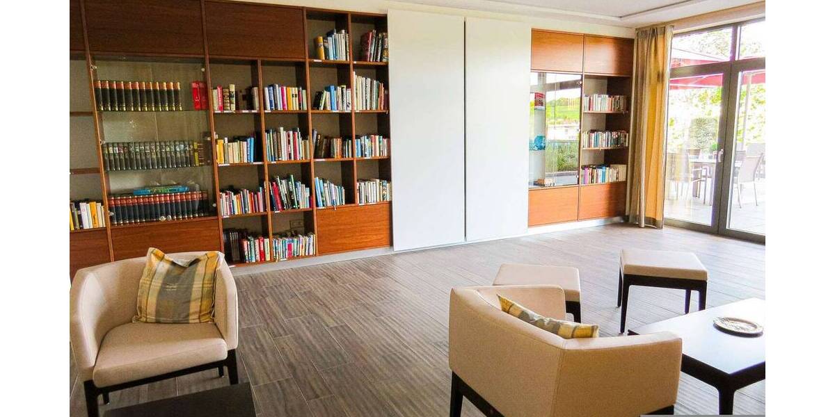 Etagenwohnung Würzburg Frauenland - 2 Zimmer, 82 m&sup2;, 1.175&euro; | Angebot:26361541