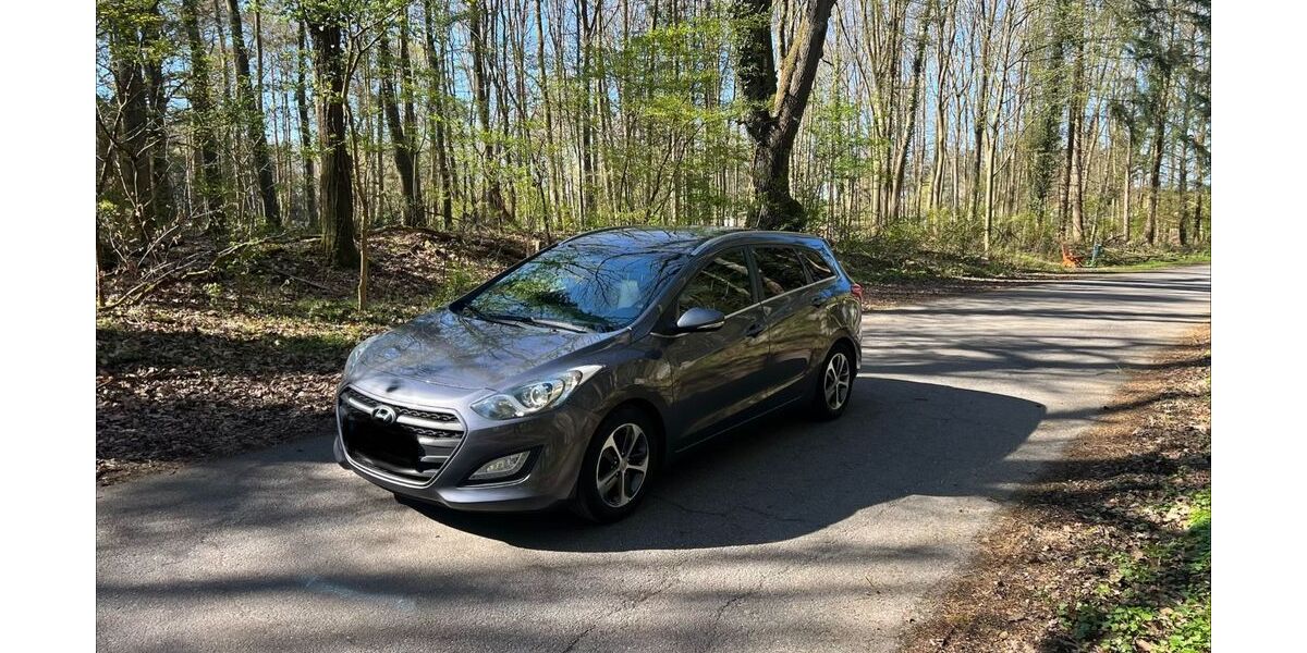 Hyundai i30 205.000 km 5.900 &euro; Grambek 23883