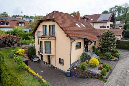 Haus Ulmen - 8 Zimmer, 230 m&sup2;, 429.000&euro; | Angebot:26964045