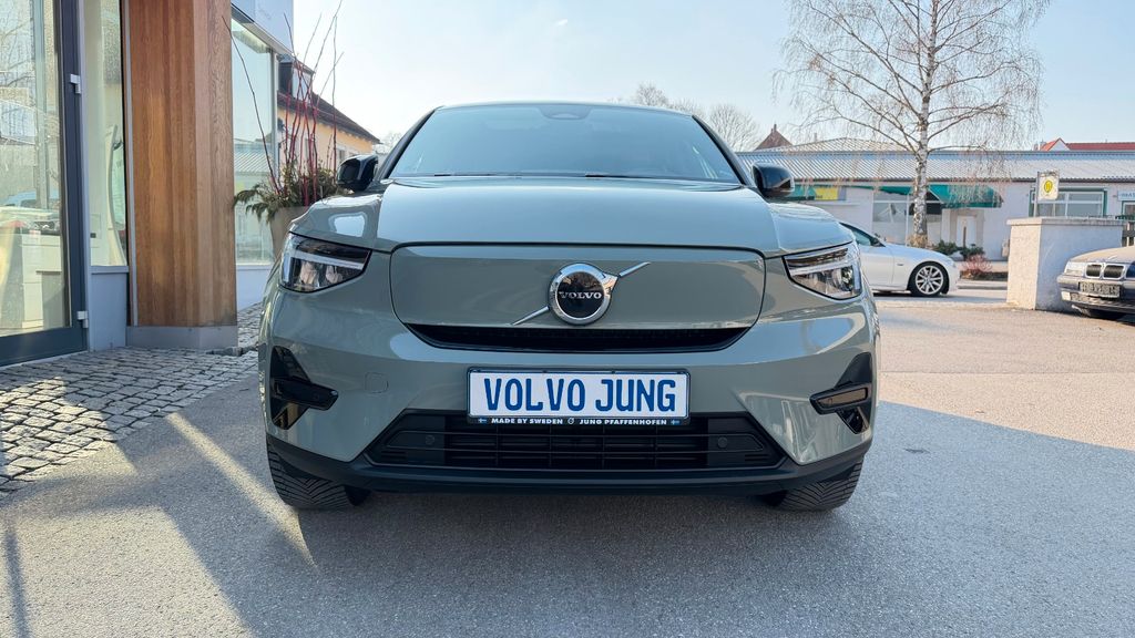 Volvo C40 27.970 km 31.900 &euro; Pfaffenhofen 85276