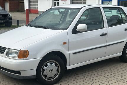 VW Polo 75.884 km 2.498 &euro; Nienburg 31582