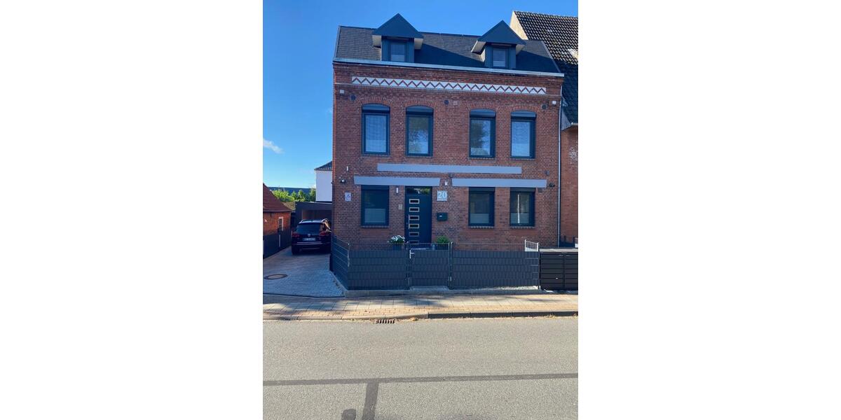 Einfamilienhaus Husum - 10 Zimmer, 252 m&sup2;, 795.000&euro; | Angebot:26632127