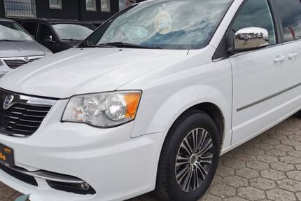 Lancia Voyager 113.558 km 18.950 € Stelle 21435