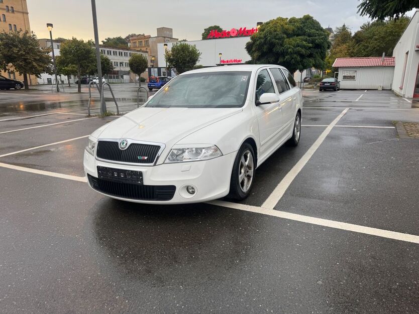 Skoda Octavia 258.870 km 3.499 € Plauen OT Preißelpöhl 08525