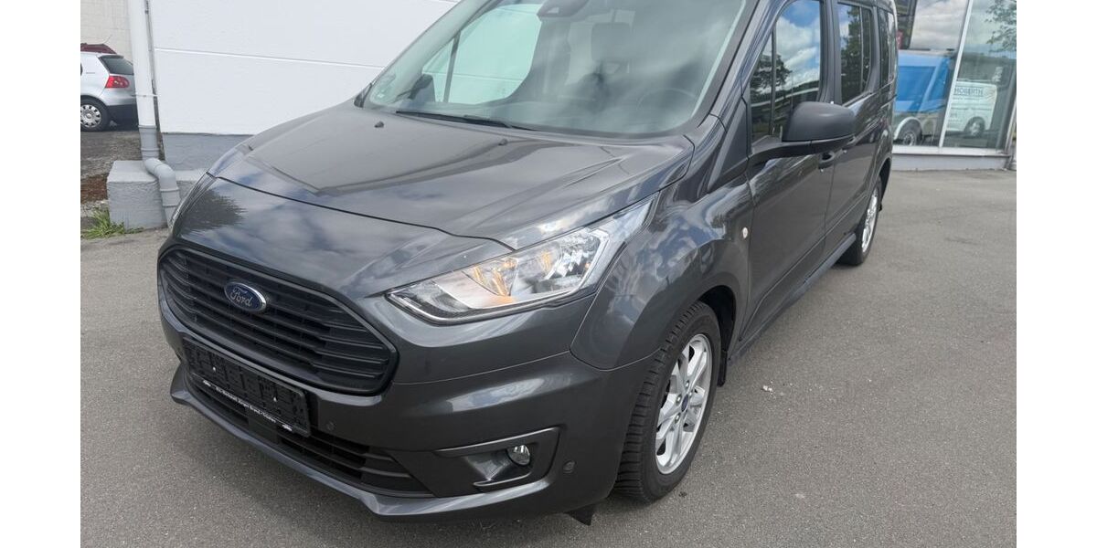 Ford Tourneo Connect 58.650 km 17.200 &euro; Tröstau 95709