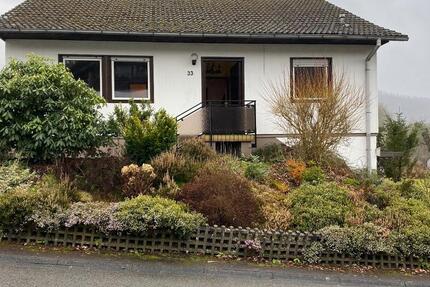 Haus Gummersbach Berstig Süd - 5 Zimmer, 150 m&sup2;, 1.000&euro; | Angebot:25371516