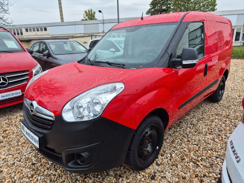 Opel Combo 22.900 km 10.400 € Leipzig 04179