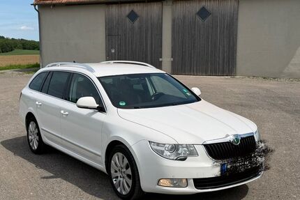 Skoda Superb 195.000 km 5.000 &euro; Horn Bad Meinberg 32805