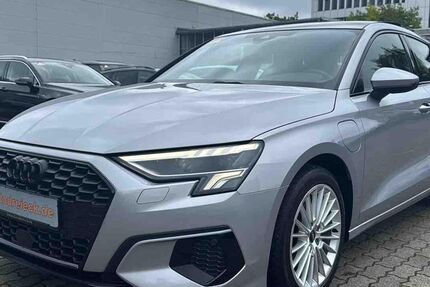 Audi A3 68.460 km 26.950 € Hamburg 22047