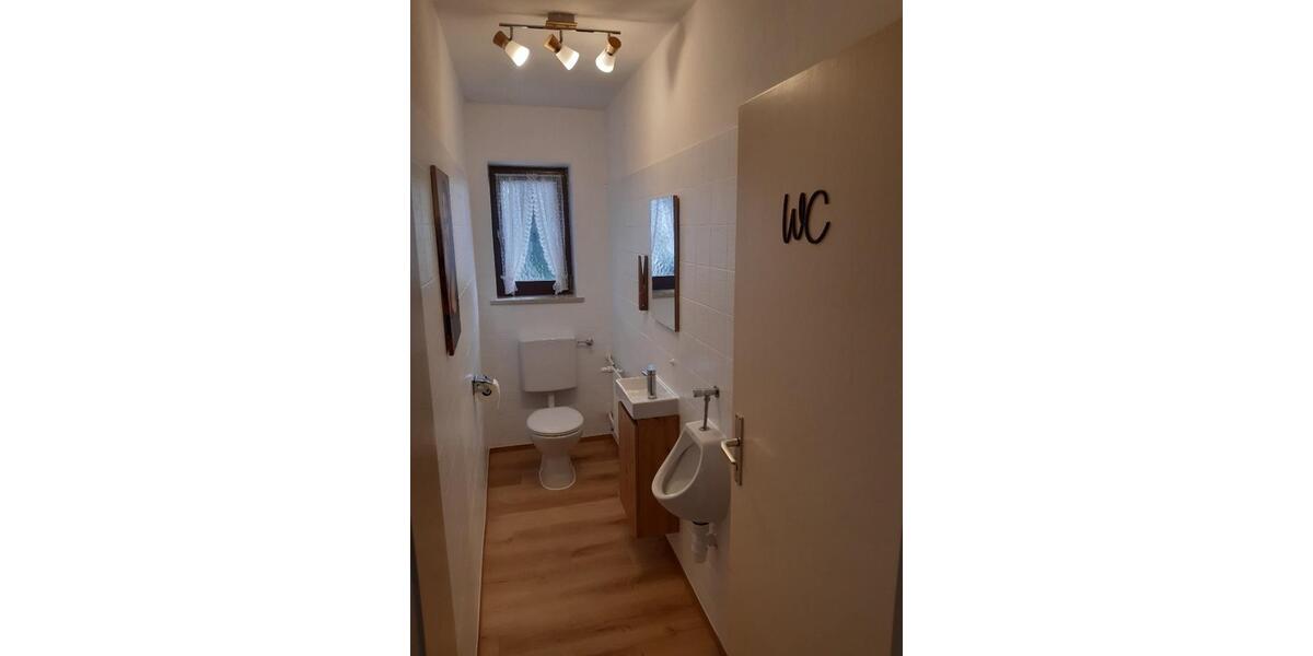 Wohnen auf Zeit Pfaffing - 4 Zimmer, 96 m&sup2;, 1.100&euro; | Angebot:25901289