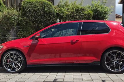 VW Golf 126.000 km 17.700 &euro; Kösching 85092