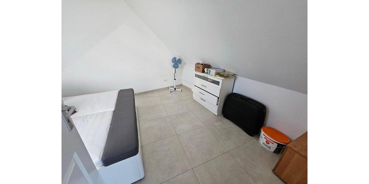 Etagenwohnung Schwalmtal - 6 Zimmer, 90 m&sup2;, 750&euro; | Angebot:26351968