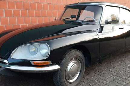 Citroen DS 111.000 km 19.500 &euro; Karlshöfen (30 km. nördl.von Bremen) 27442