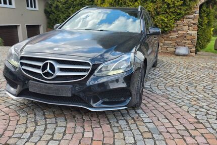 Mercedes-Benz E 300 243.000 km 11.199 &euro; Siebenlehn Großschirma 09603