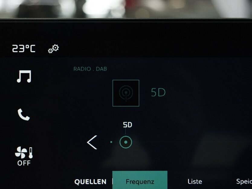 C4 e- 136 Feel 50KWh CARPLAY Batteriezertifikat