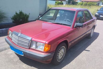 Mercedes-Benz 190 453.000 km 2.400 &euro; Dettenhausen 72135