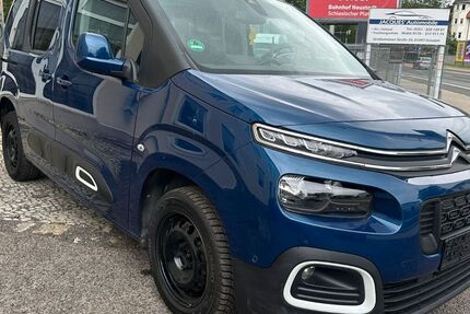 Citroen Berlingo 157.000 km 9.900 &euro; Dresden 01097
