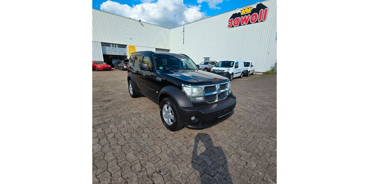 Dodge Nitro 330.000 km 3.200 &euro; Garbsen/ Hannover 30827