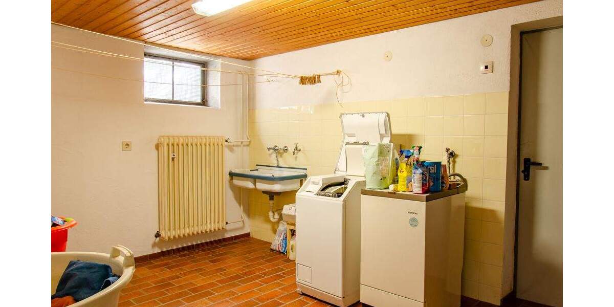 Einfamilienhaus Schnaittenbach - 5 Zimmer, 153 m&sup2;, 415.000&euro; | Angebot:25664084