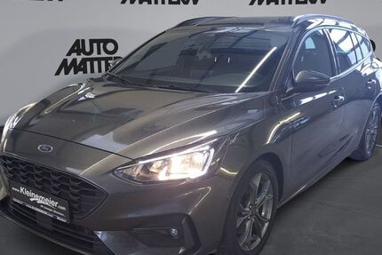 Ford Focus 74.500 km 14.990 &euro; Minden 32427