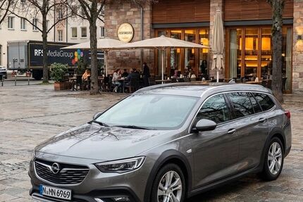 Opel Insignia 213.450 km 12.495 &euro; Nürnberg 90409