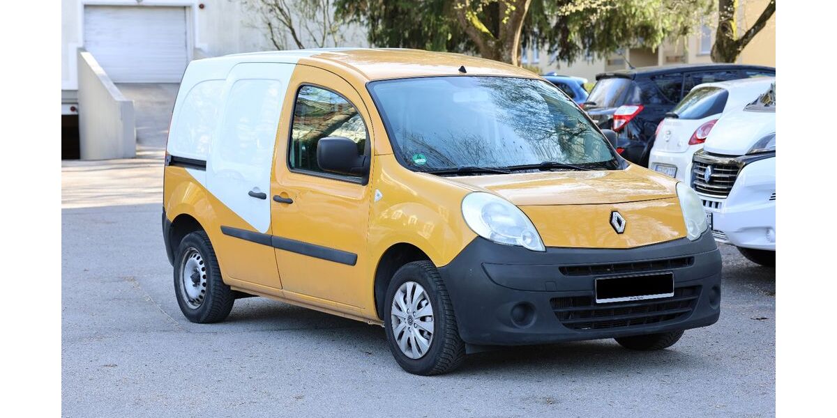 Renault Kangoo 221.880 km 3.490 &euro; München 81369