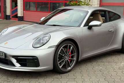 Porsche 992 2.950 km 134.590 € Braunschweig 38112