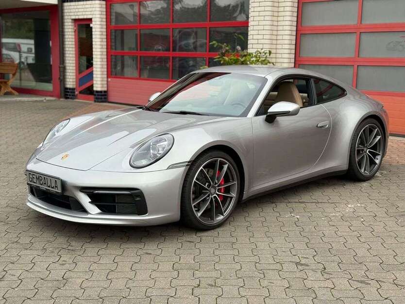 Porsche 992 2.950 km 134.590 € Braunschweig 38112