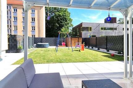 Einzigartig! Top sanierte EG-Wohnung 150 m² Garten & Terrasse