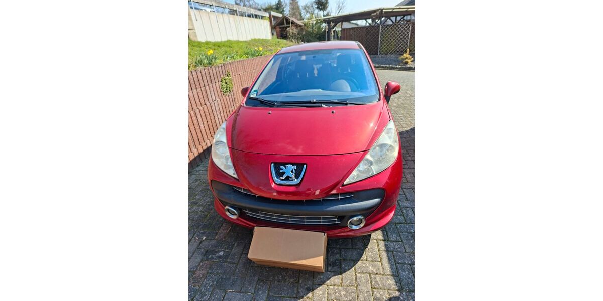 Peugeot 207 207.000 km 1.999 &euro; Gillenfeld 54518