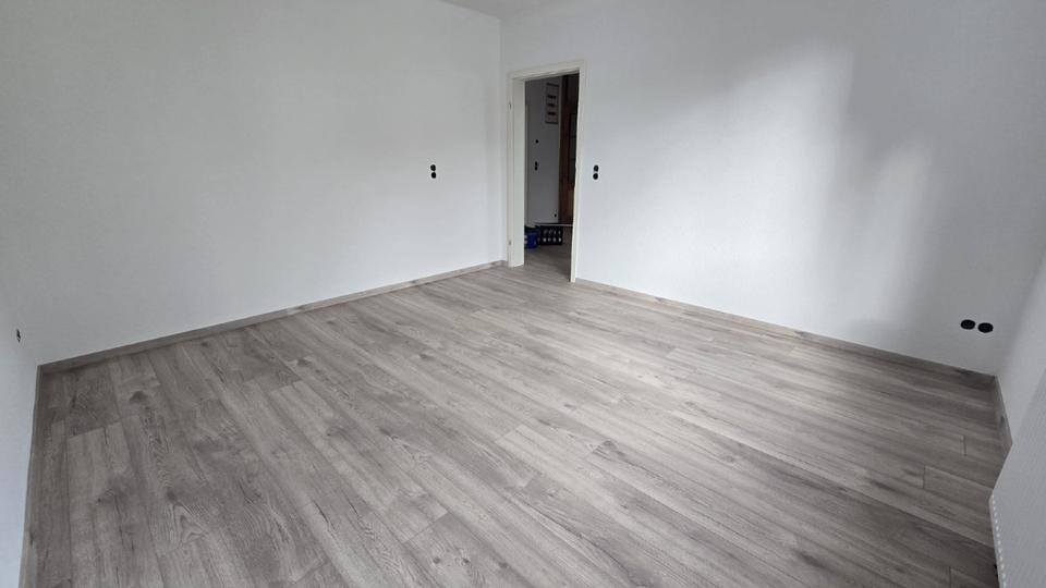 Dachgeschoßwohnung Pößneck - 4 Zimmer, 87 m&sup2;, 826&euro; | Angebot:25568586