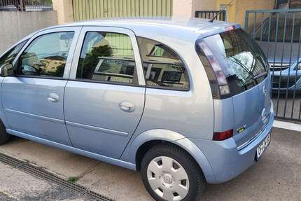 Opel Meriva 208.000 km 1.500 &euro; Offenbach am Main, Stadt 63069