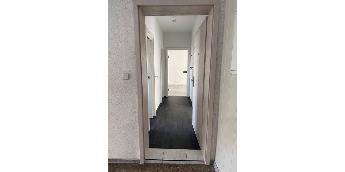 Etagenwohnung Waltershausen - 3 Zimmer, 59 m&sup2;, 79.500&euro; | Angebot:26554004