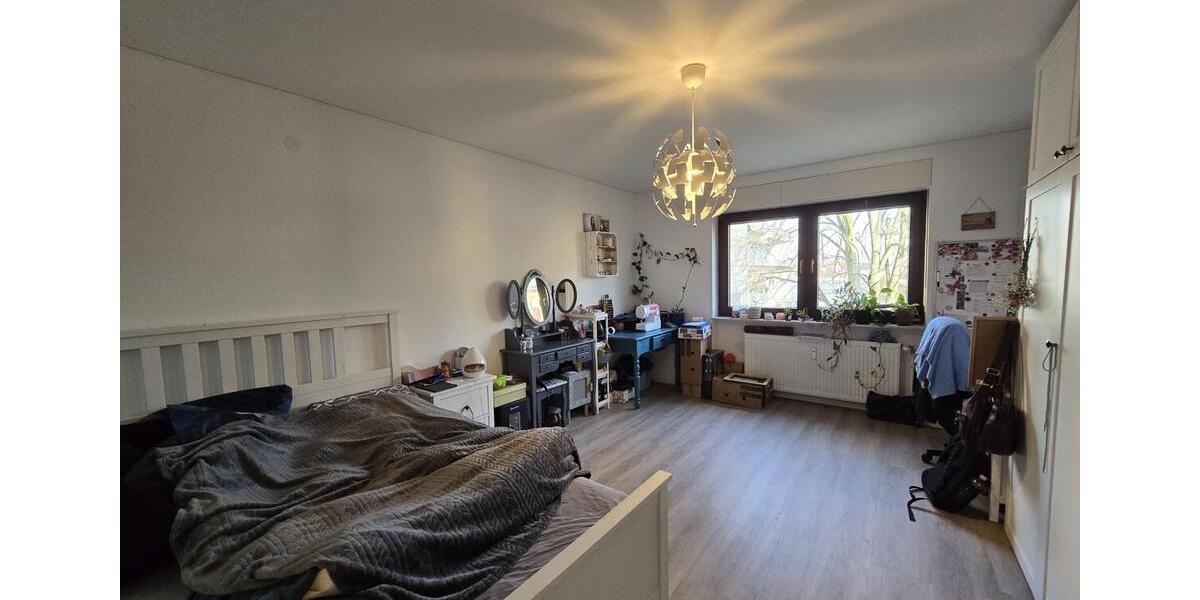 Etagenwohnung Niederdorfelden - 5 Zimmer, 138 m&sup2;, 1.400&euro; | Angebot:24763325