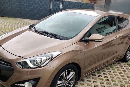Hyundai i30 82.000 km 9.000 &euro; Heinsberg 52525