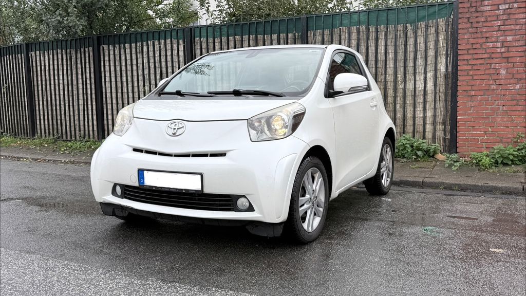 Toyota IQ 134.000 km 4.150 &euro; Hamburg 22117