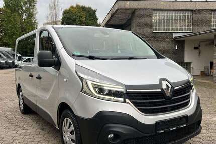 Renault Trafic 151.722 km 15.980 € Düsseldorf 40597