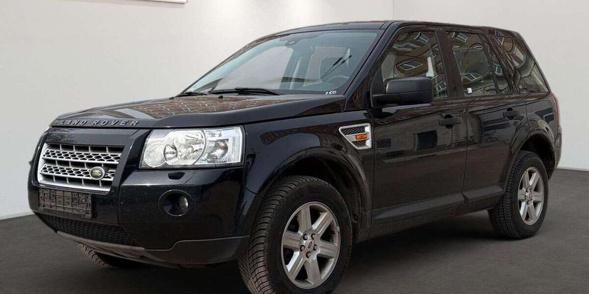 Land Rover Freelander 328.746 km 2.899 &euro; Berlin 12681