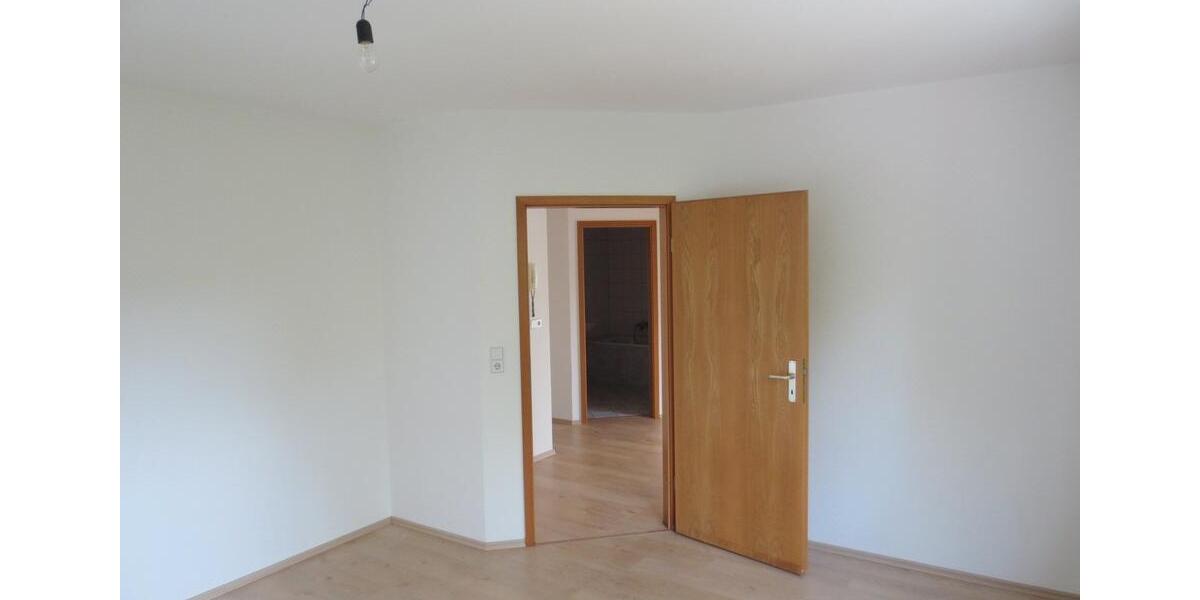 Erdgeschoßwohnung Freiberg - 2 Zimmer, 61 m&sup2;, 460&euro; | Angebot:26405218