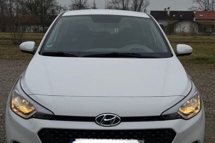 Hyundai i20 101.371 km 7.600 &euro; Ampfing 84539