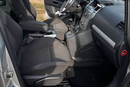 Opel Zafira 225.000 km 3.500 &euro; Stein 90547