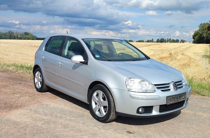 VW Golf 140.000 km 5.500 € Käbschütztal/OT Löthain 01665