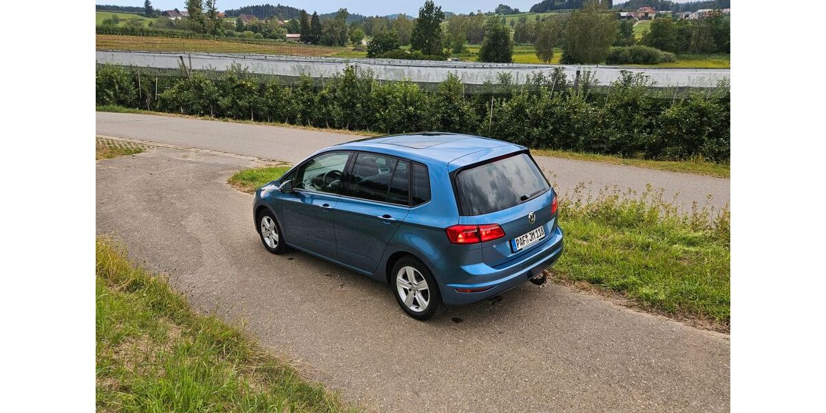VW Golf Sportsvan 219.000 km 7.981 &euro; Lindau 88131