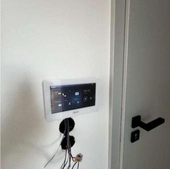 Moderne 3-Zimmer-Wohnung, Balkon + 2 Außenstellplätze 3 zimmer