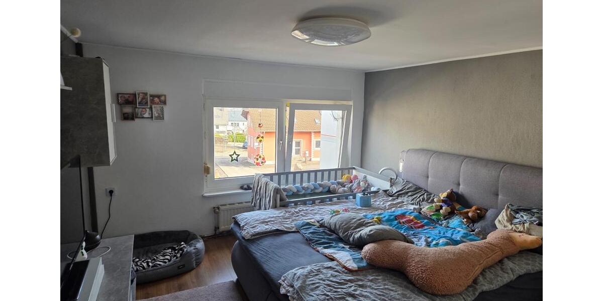 Reihenhaus Gusenburg - 5 Zimmer, 140 m&sup2;, 900&euro; | Angebot:26385801