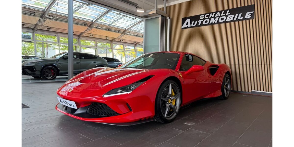 Ferrari F8 18.134 km 309.890 &euro; Gersthofen 86368