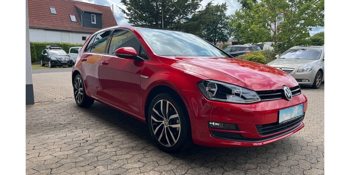 VW Golf 42.500 km 11.990 &euro; Bad Wildungen 34537