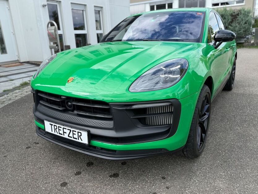 Porsche Macan 17.600 km 97.300 € Bad Krozingen 79189