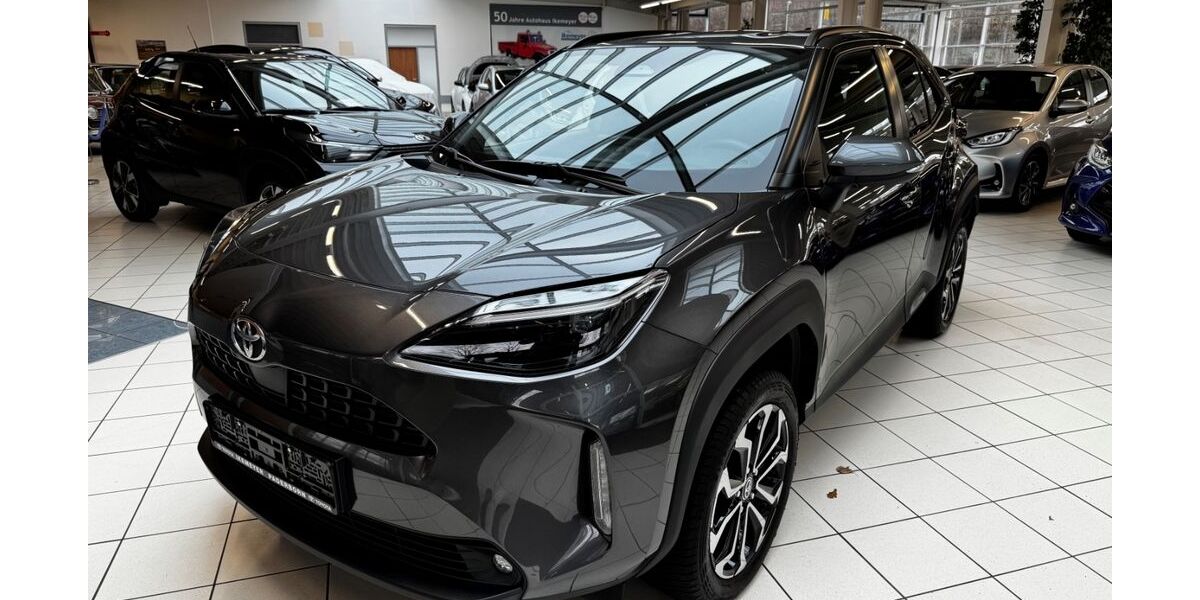 Toyota Yaris Cross 4.970 km 25.290 &euro; Paderborn 33104